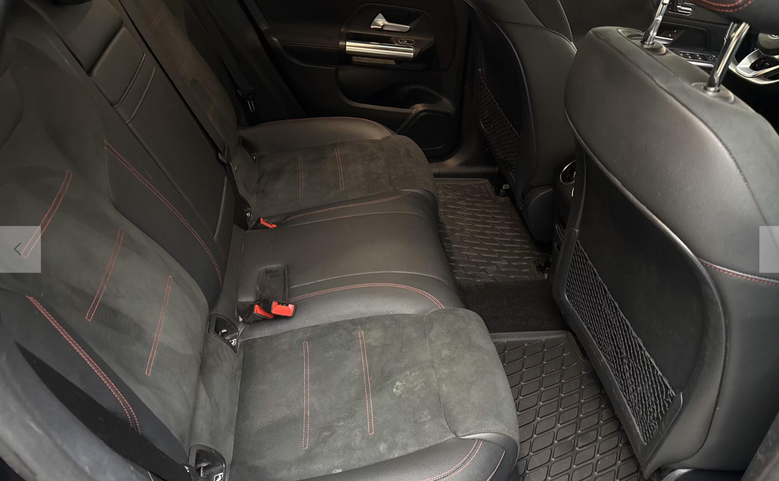 Sort Mercedes EQA250 fra 2023