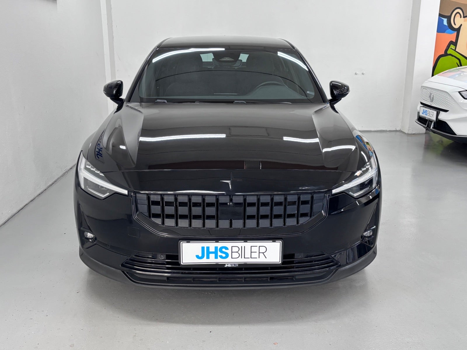 Sort Polestar 2 fra 2023