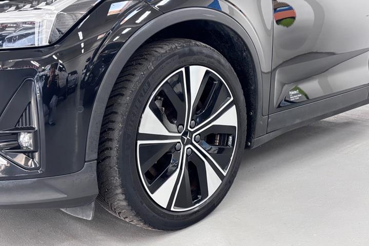 Sort Polestar 2 fra 2023