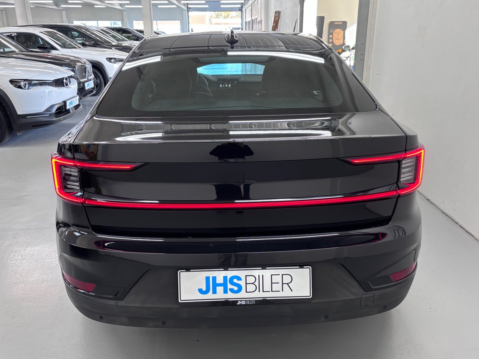 Sort Polestar 2 fra 2023
