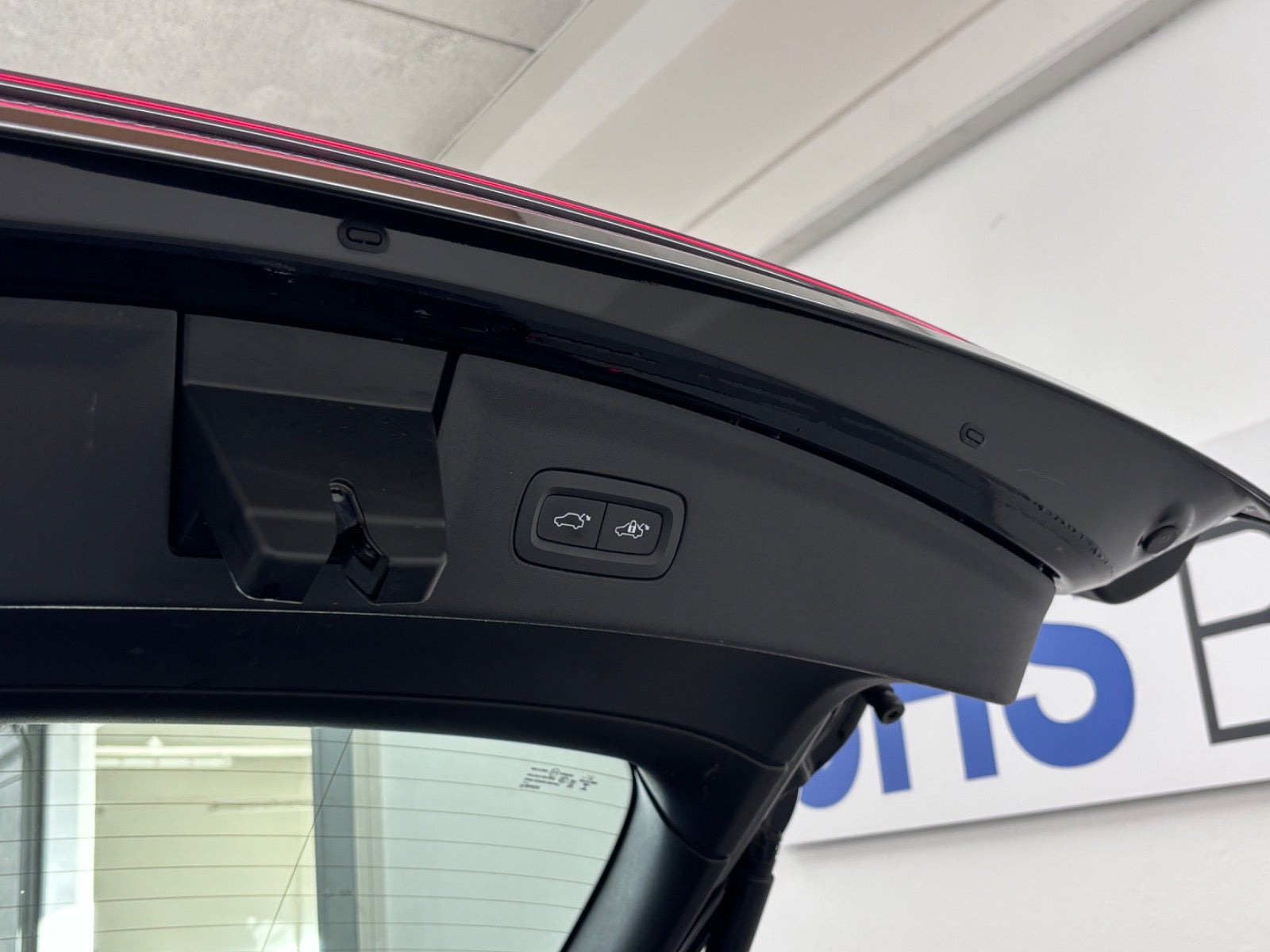 Sort Polestar 2 fra 2023