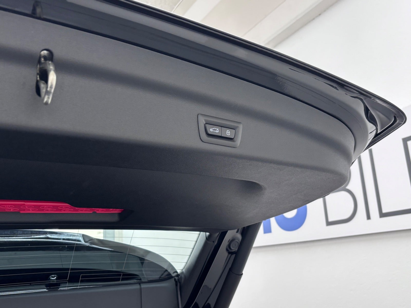 Sort BMW iX1 fra 2025
