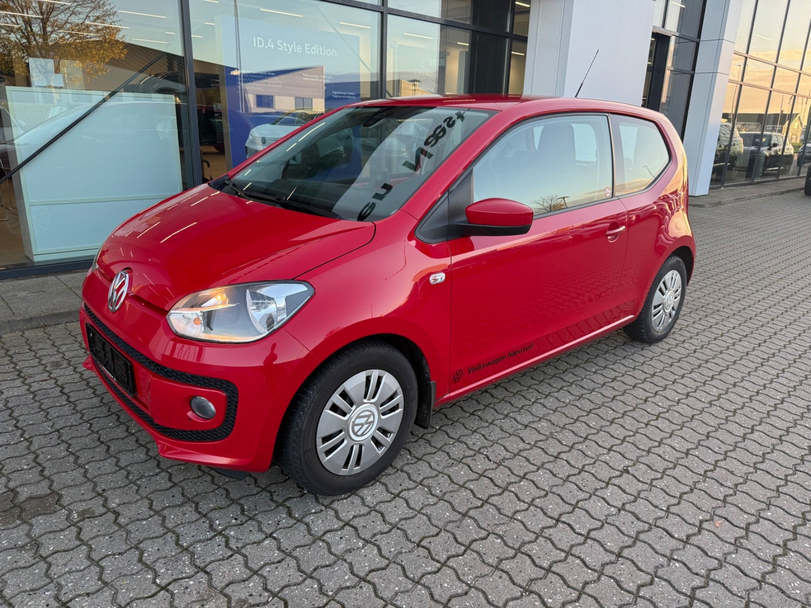 Hvid VW UP! fra 2012