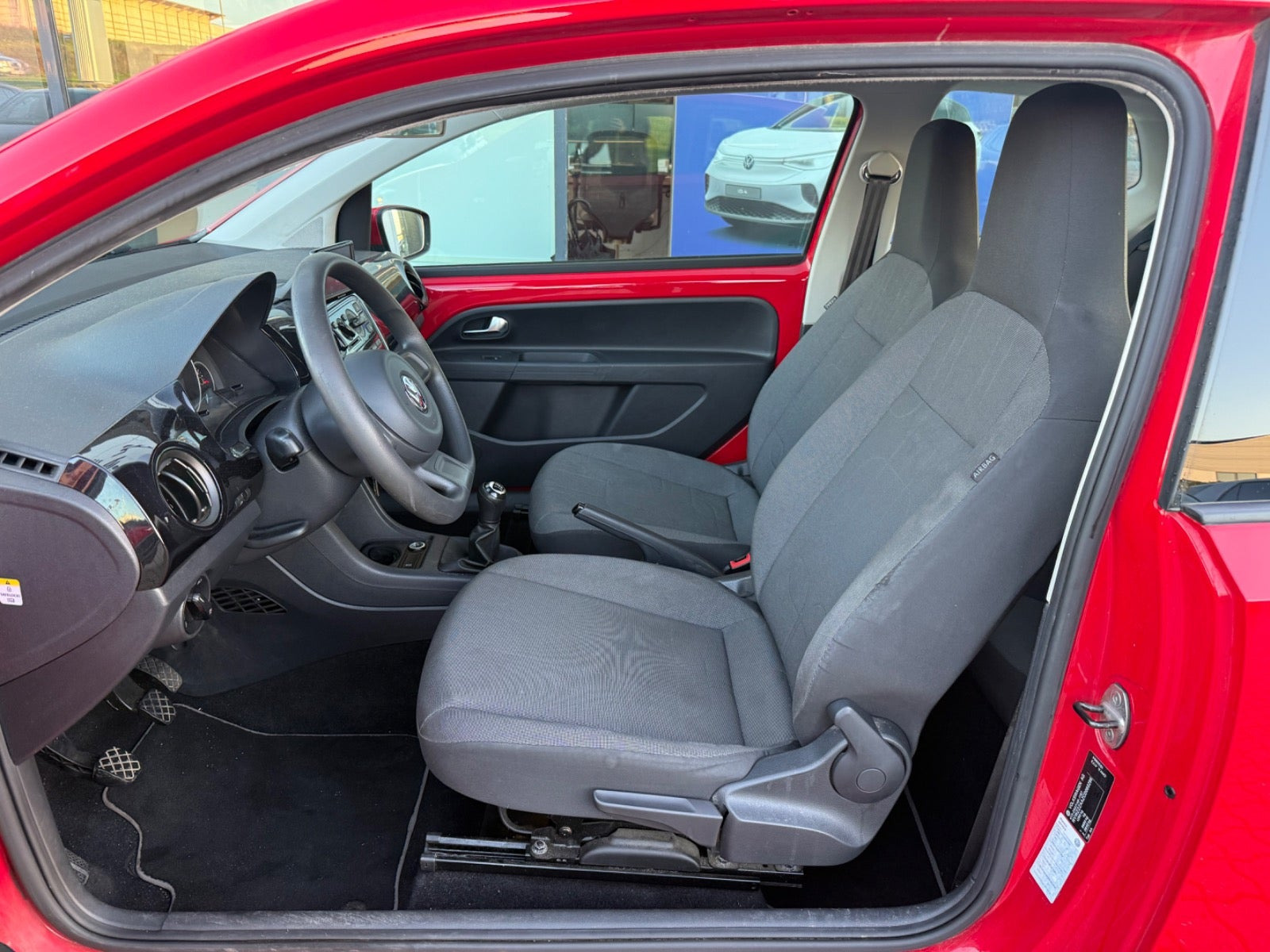 Hvid VW UP! fra 2012