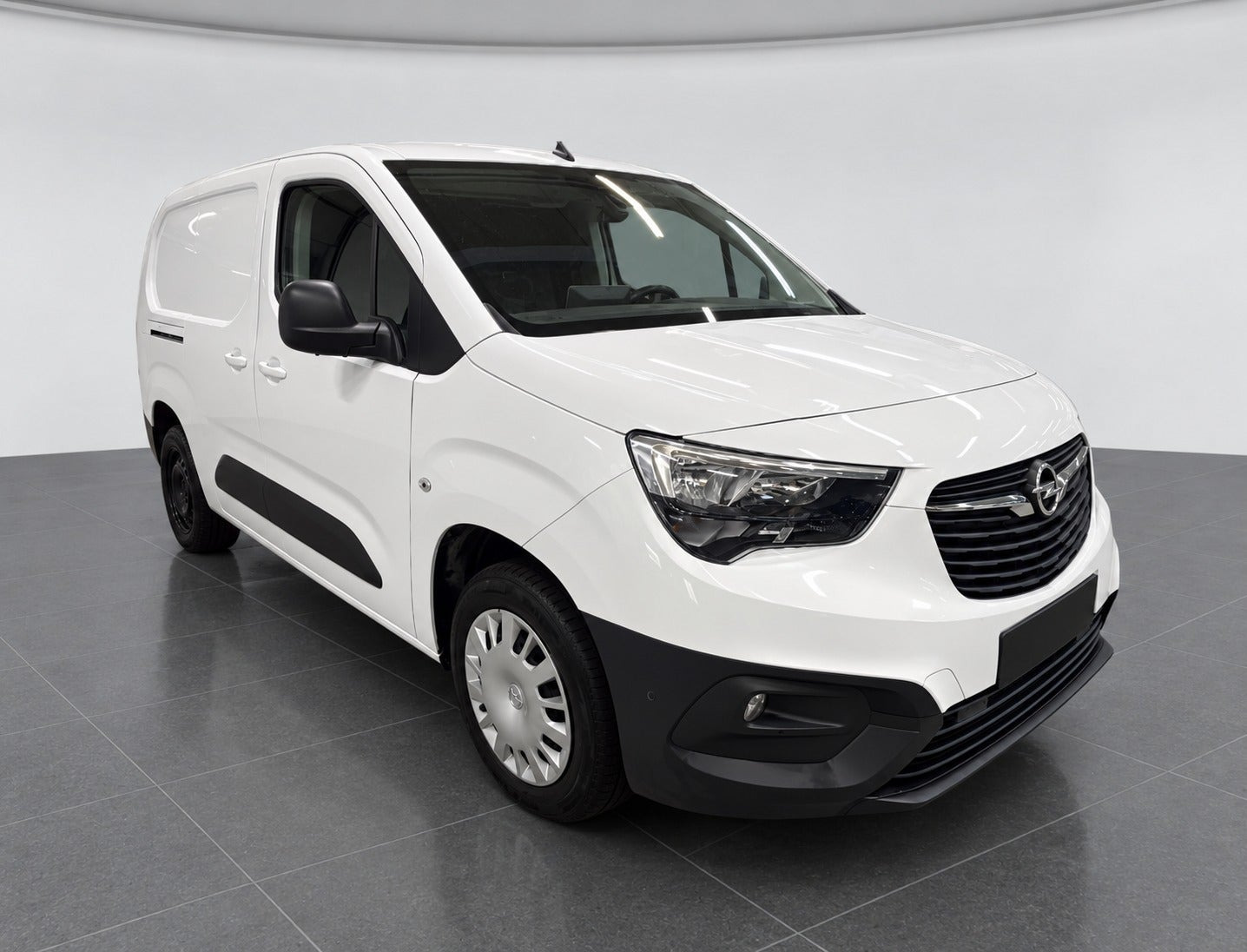 Hvid Opel Combo fra 2019