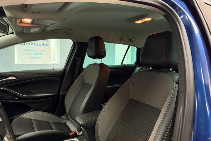 undefined Opel Astra fra 2020