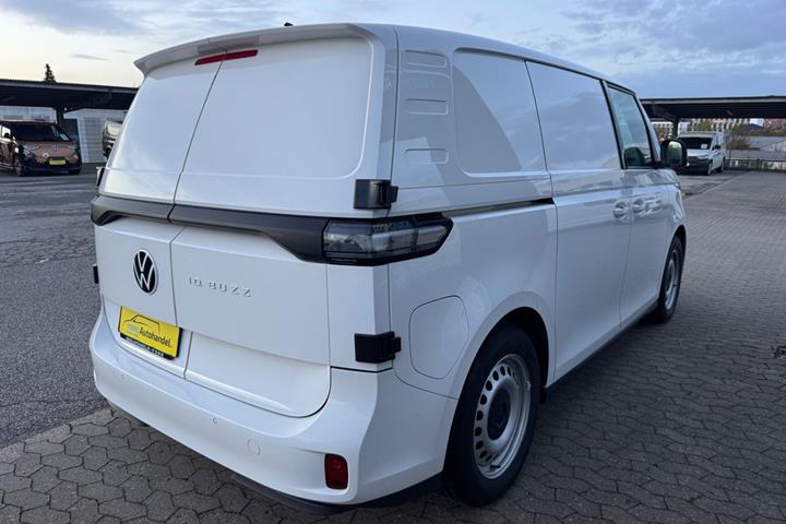 Hvid VW ID.Buzz fra 2024