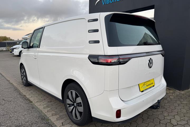 Hvid VW ID.Buzz fra 2025