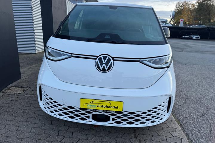 Hvid VW ID.Buzz fra 2024