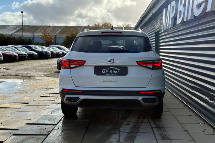 Hvid Seat Ateca fra 2023