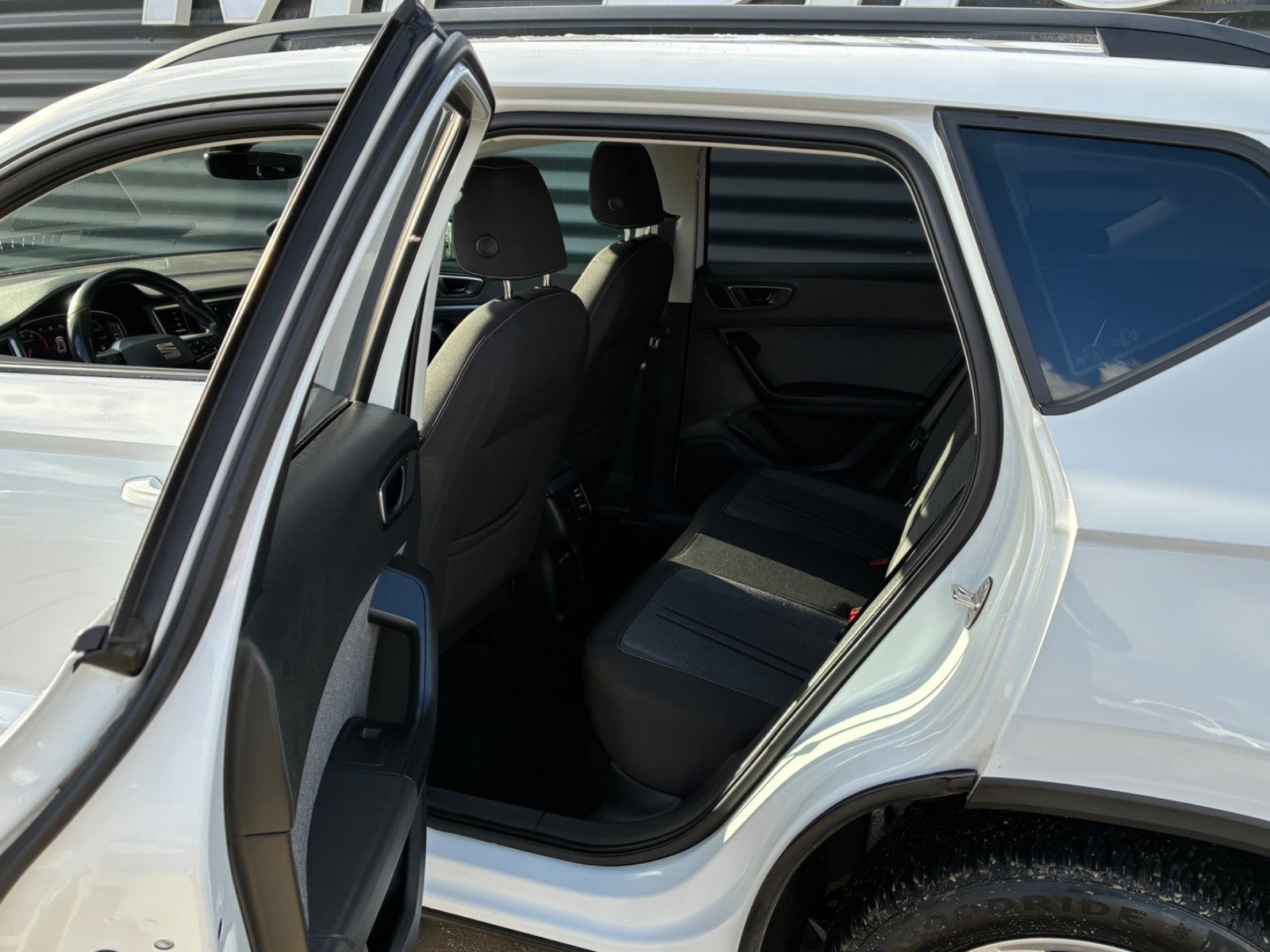 Hvid Seat Ateca fra 2023