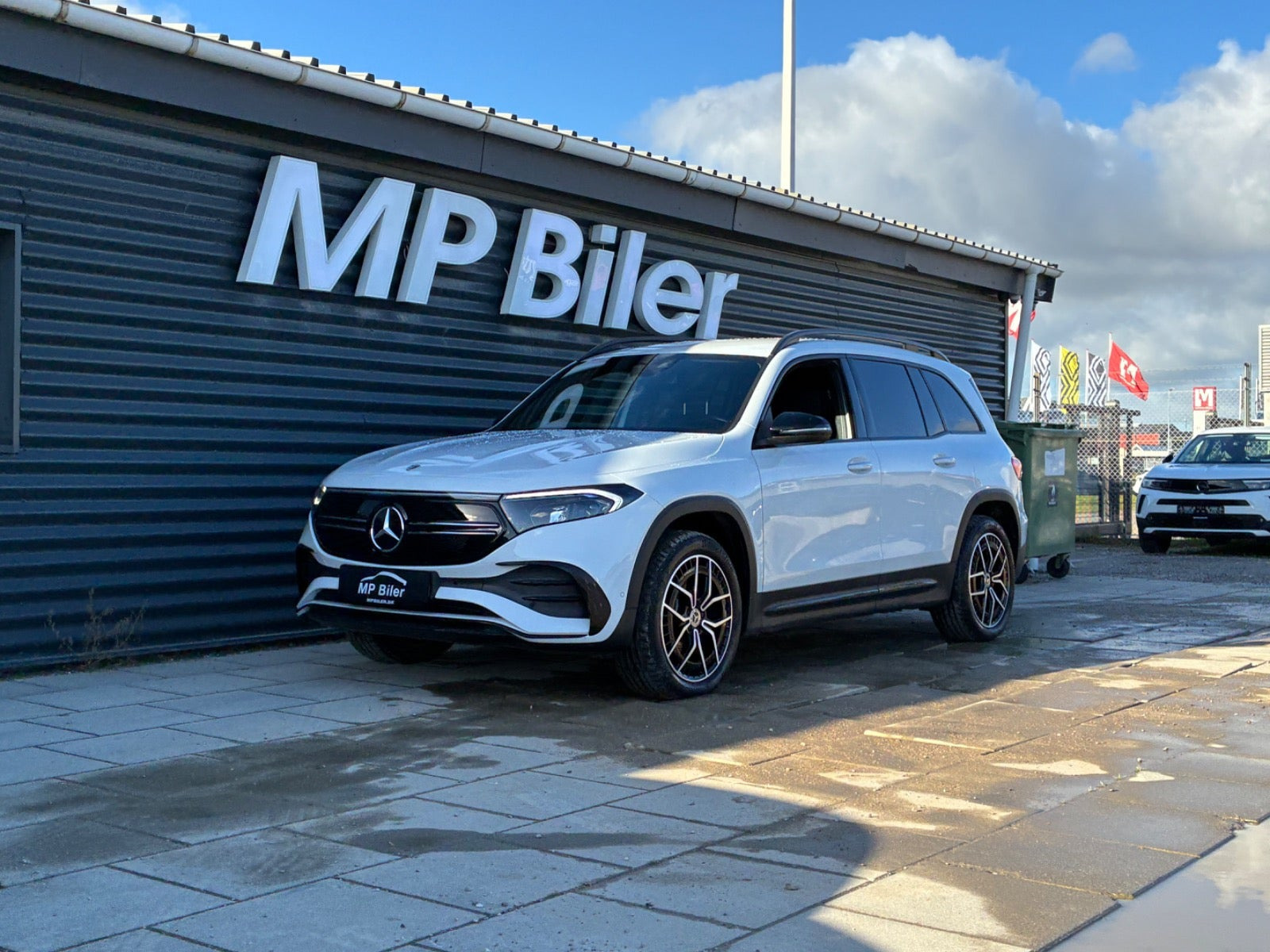 Mercedes EQB300 AMG Line 4Matic