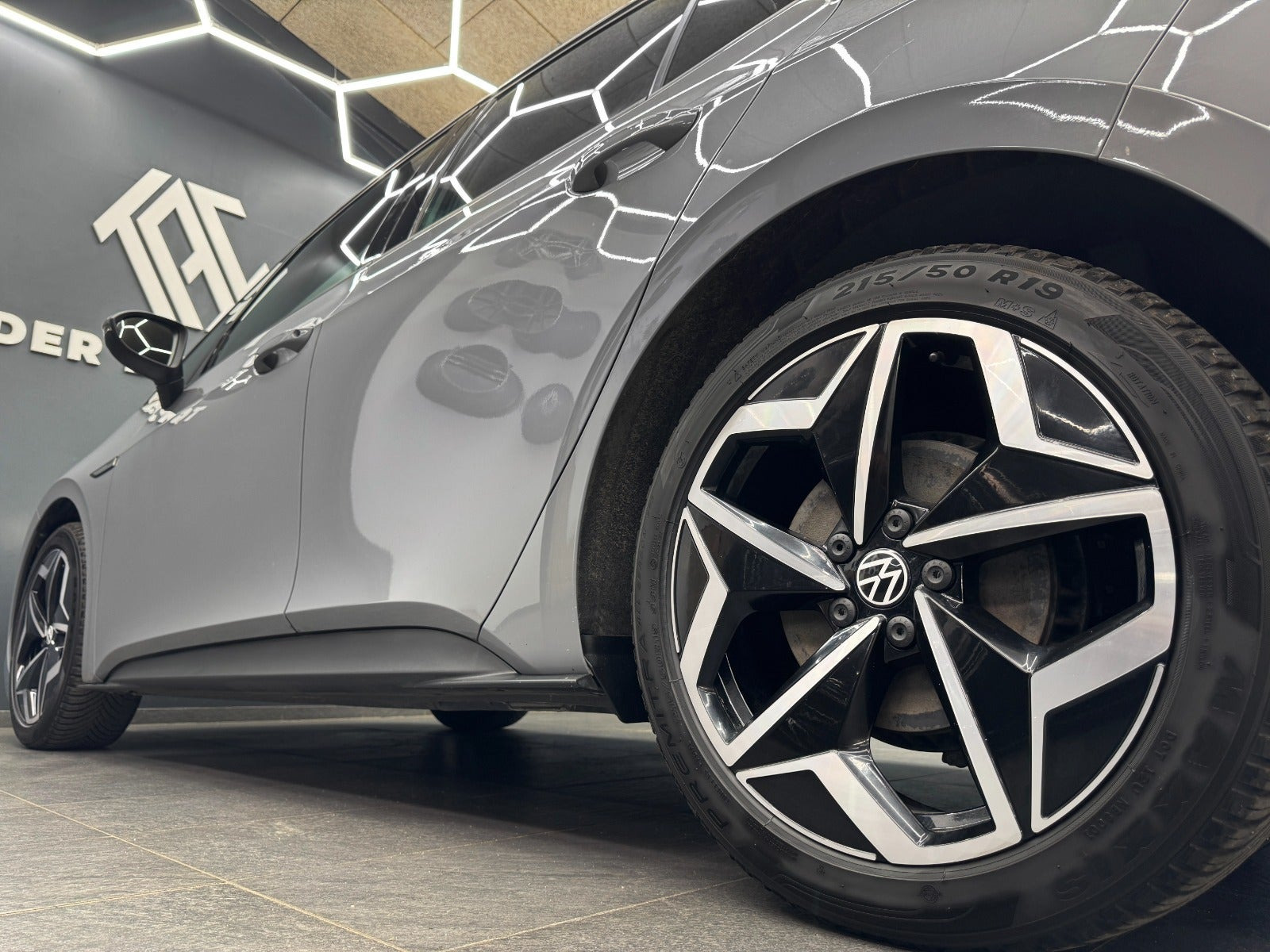 Grå VW ID.3 fra 2022