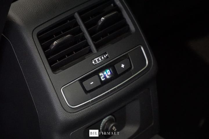 Hvid Audi A4 fra 2023
