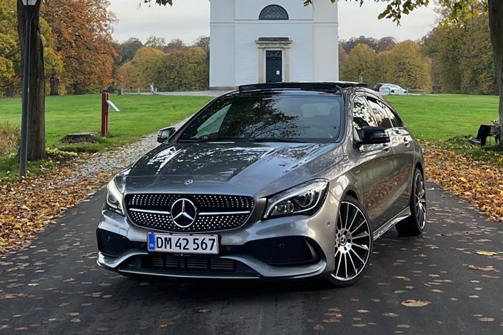 Grå Mercedes CLA220 d fra 2018