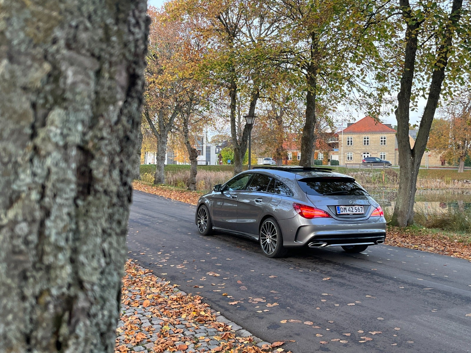 Grå Mercedes CLA220 d fra 2018