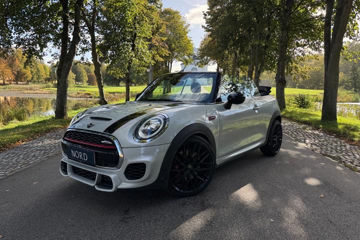 Hvid Mini Cooper S fra 2018