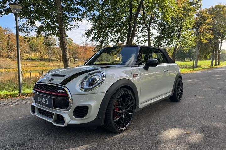 Hvid Mini Cooper S fra 2018