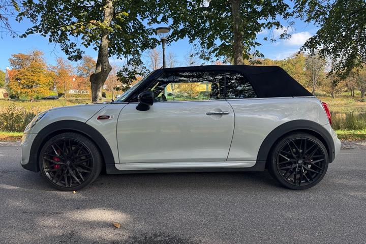 Hvid Mini Cooper S fra 2018