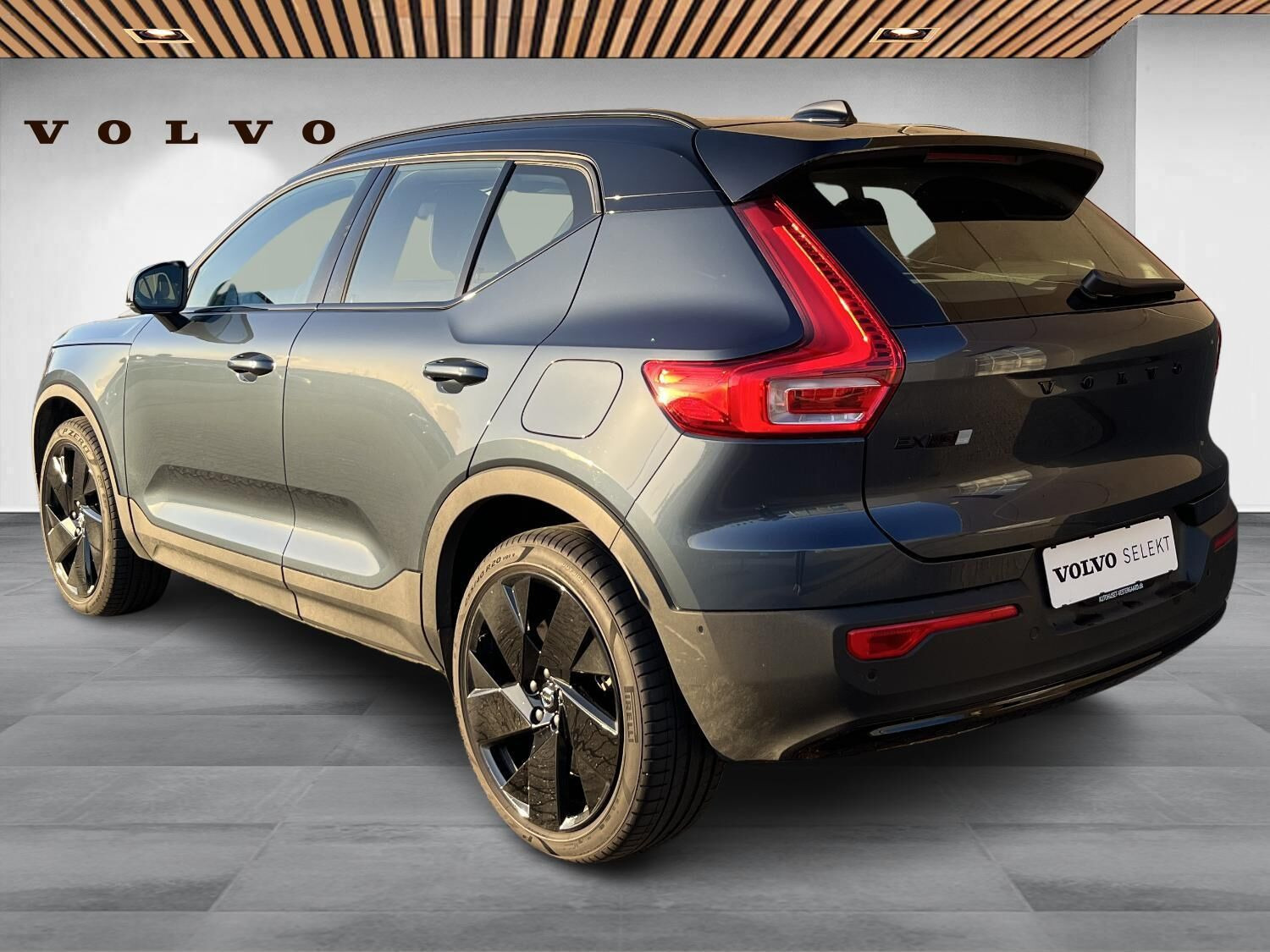 Blå Volvo EX40 fra 2026
