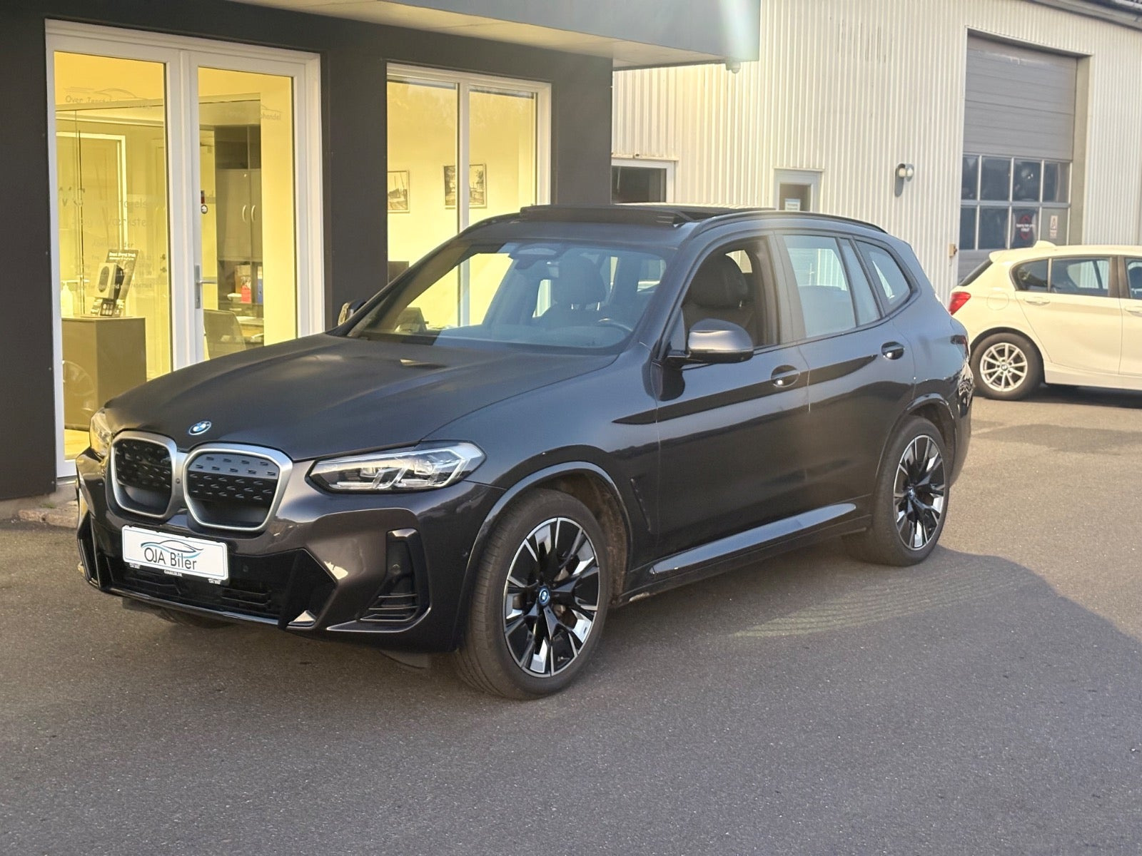 BMW iX3 Charged Plus M-Sport