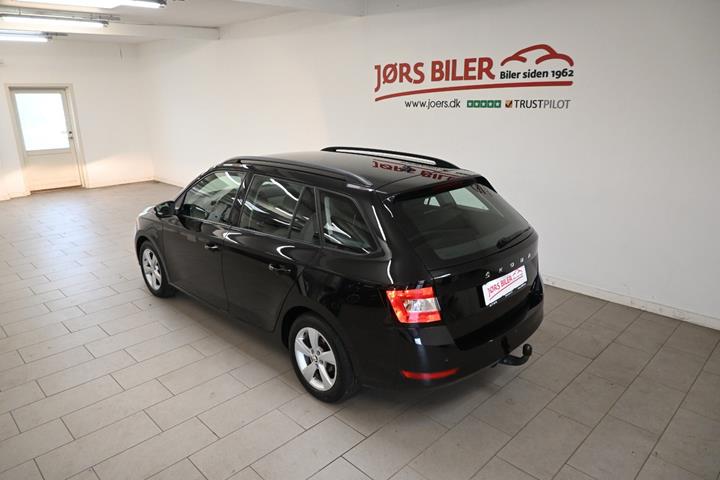Sort Skoda Fabia fra 2021