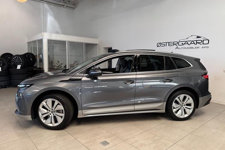 Grå Skoda Enyaq fra 2026