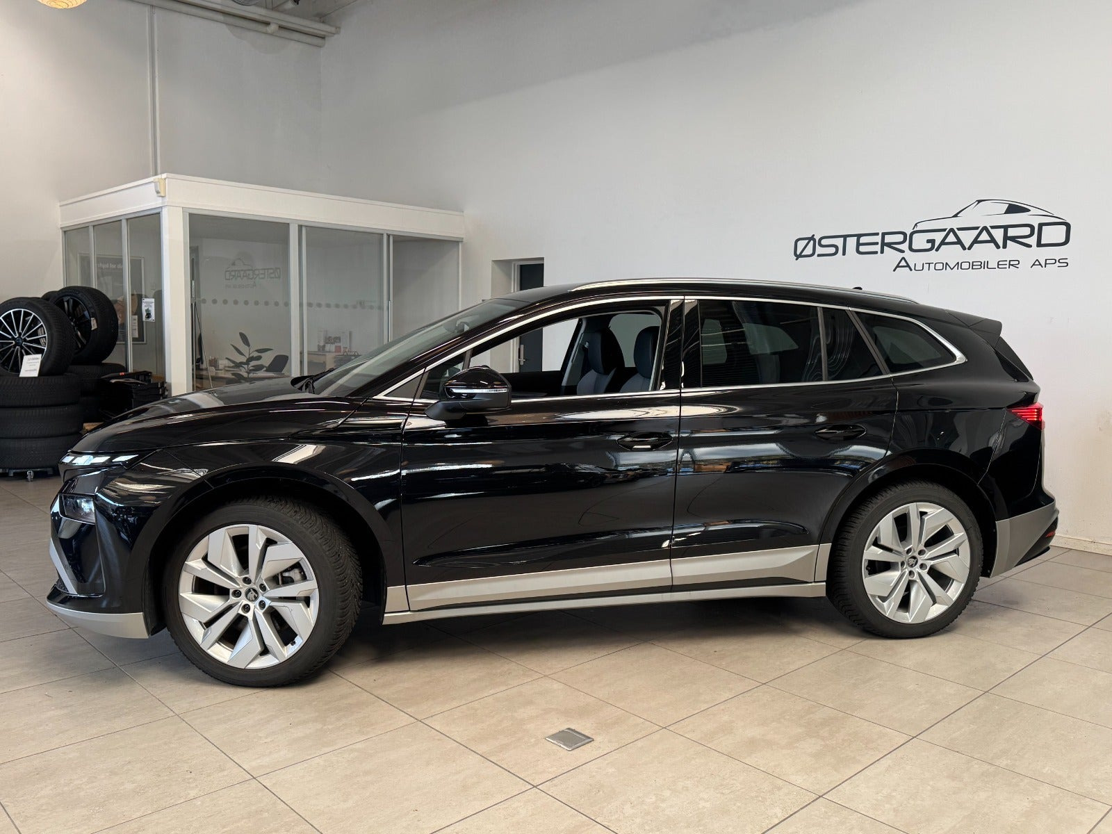 Sort Skoda Enyaq fra 2026