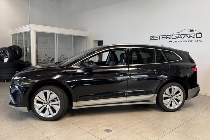 Sort Skoda Enyaq fra 2026