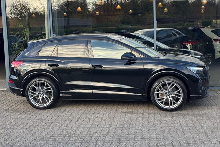 Sort Audi Q4 e-tron fra 2023