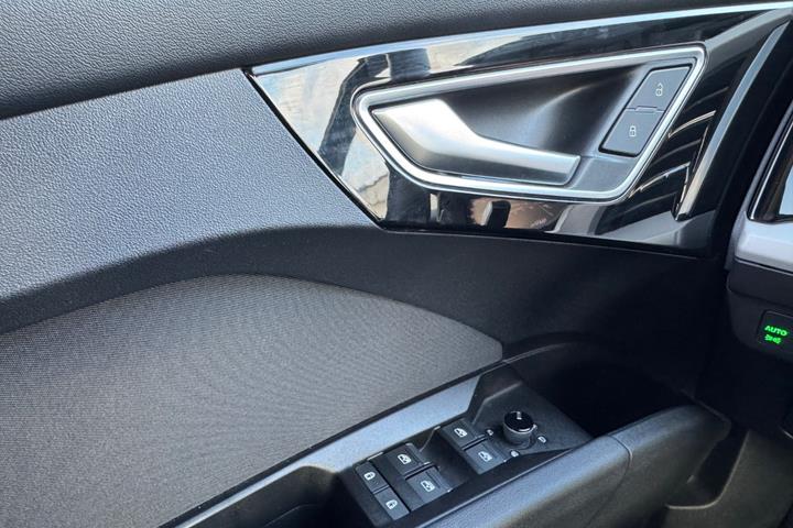 Sort Audi Q4 e-tron fra 2023