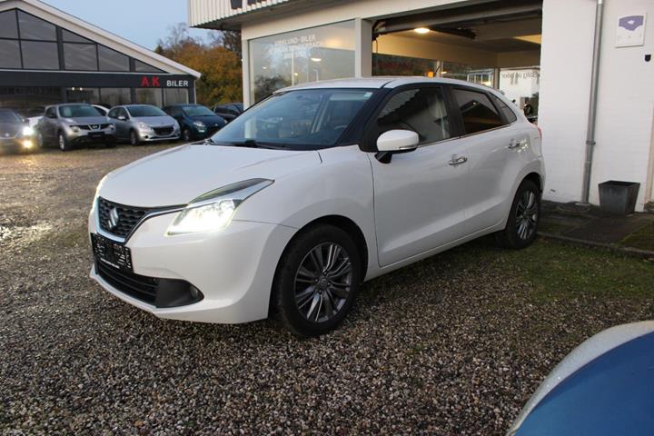 Hvid Suzuki Baleno fra 2016