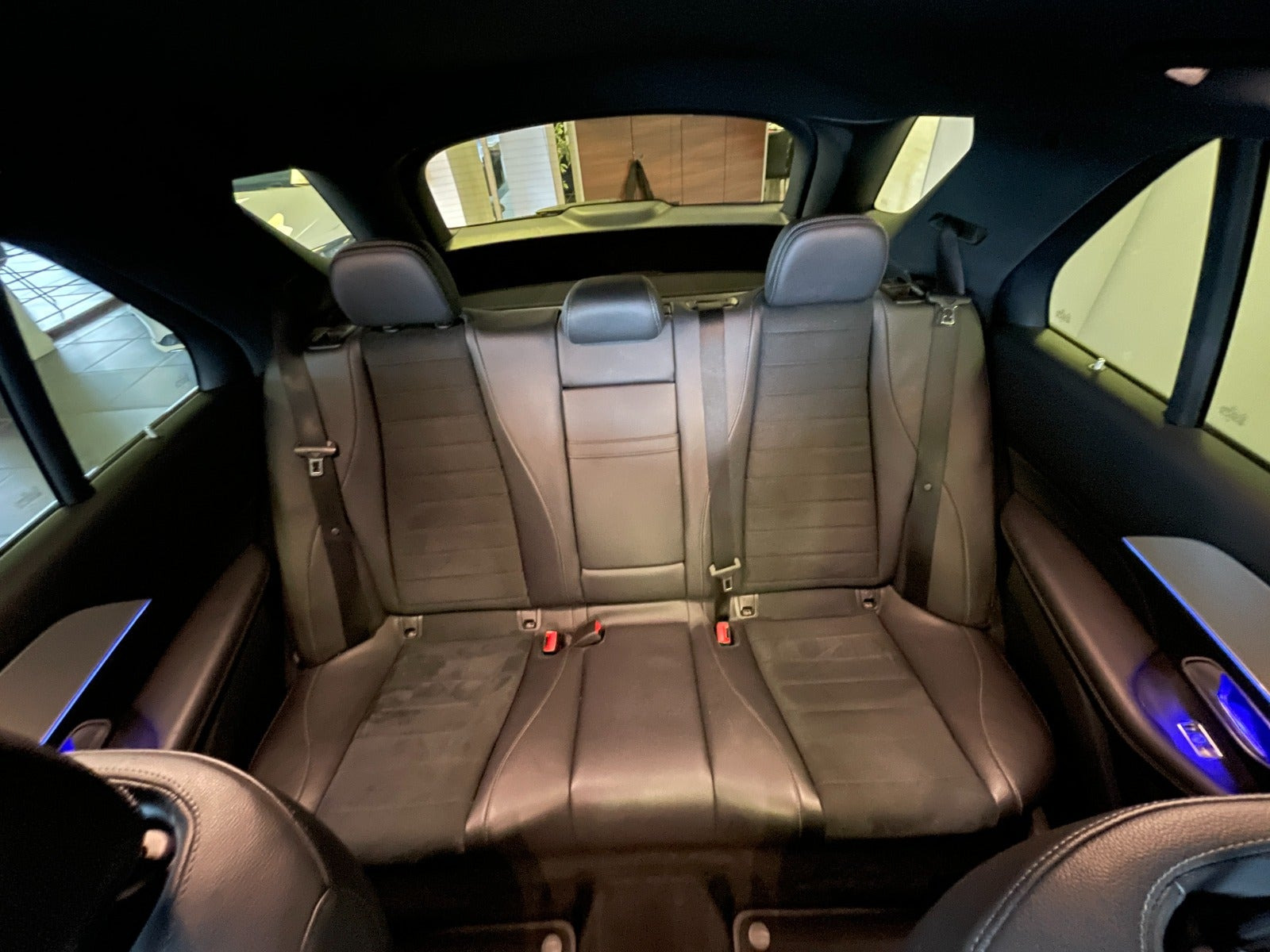 Beige Mercedes GLE350 de fra 2021