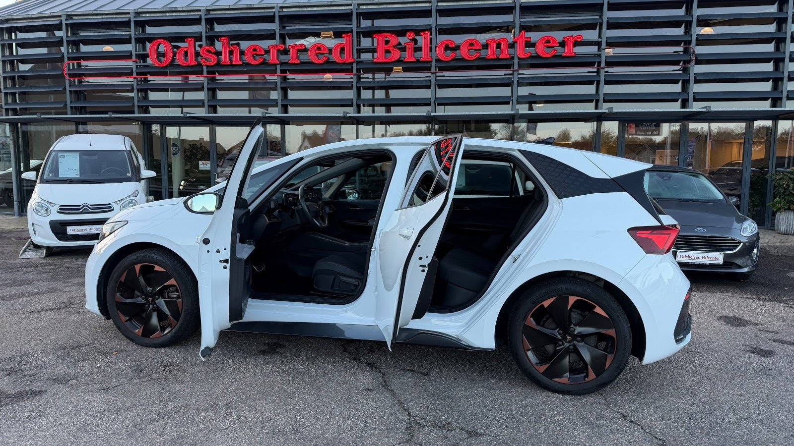 Hvid Cupra Born fra 2023