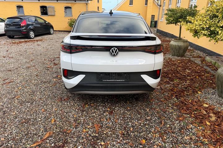 Hvid VW ID.5 fra 2023