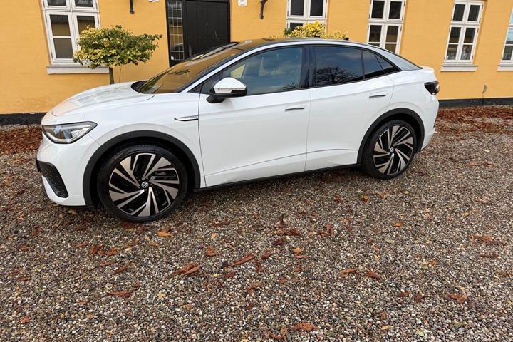 Hvid VW ID.5 fra 2023