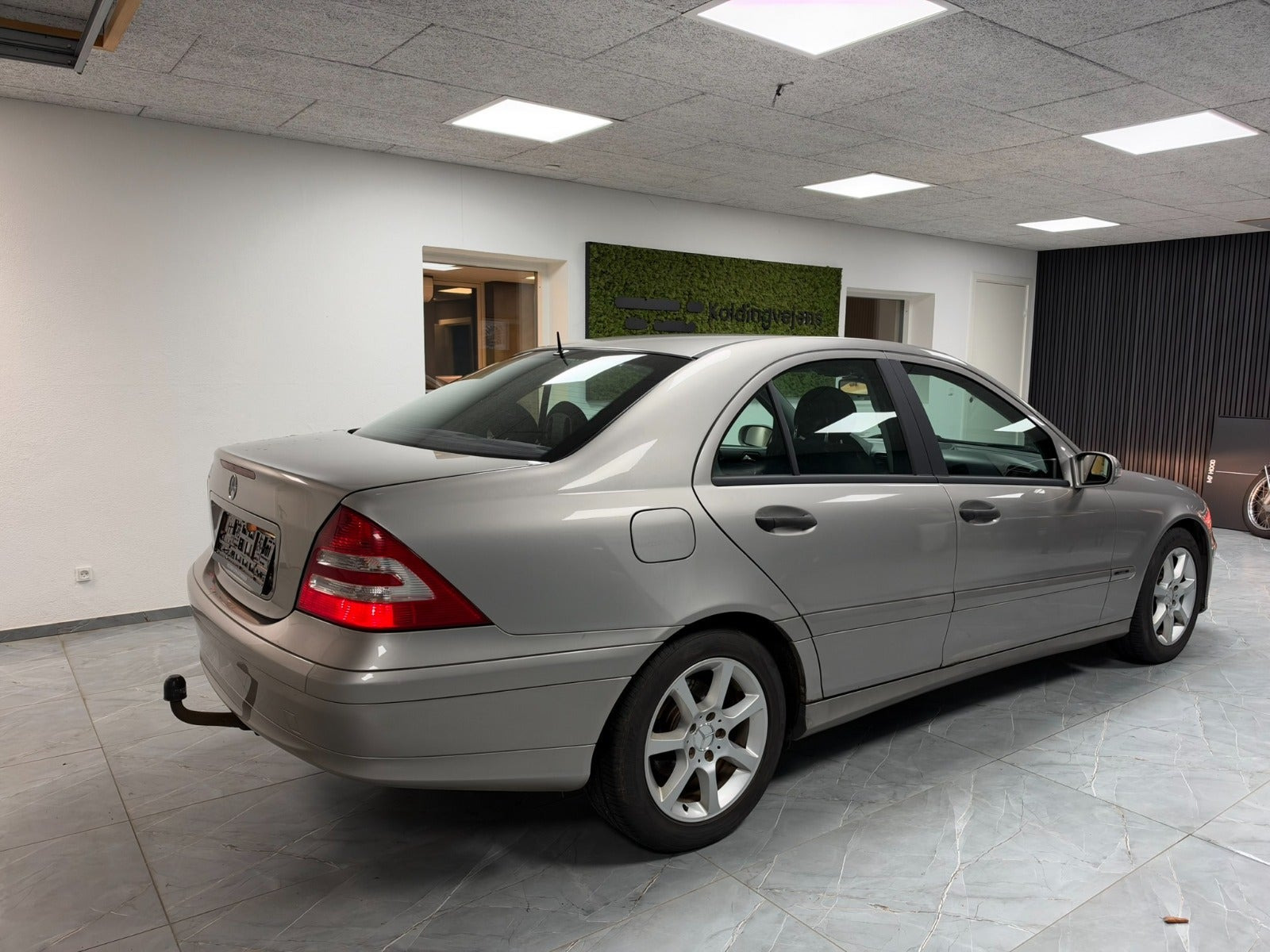undefined Mercedes C220 fra 2005