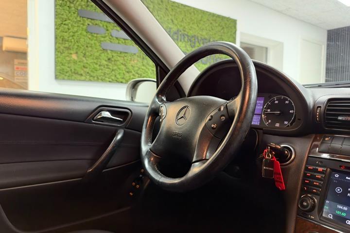 undefined Mercedes C220 fra 2005
