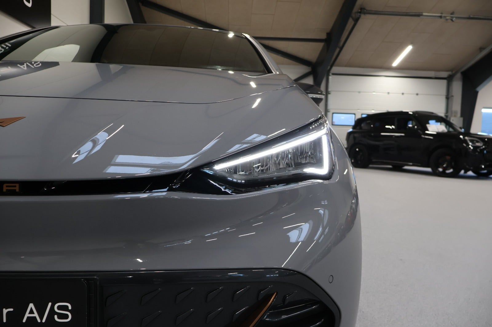Grå Cupra Born fra 2024