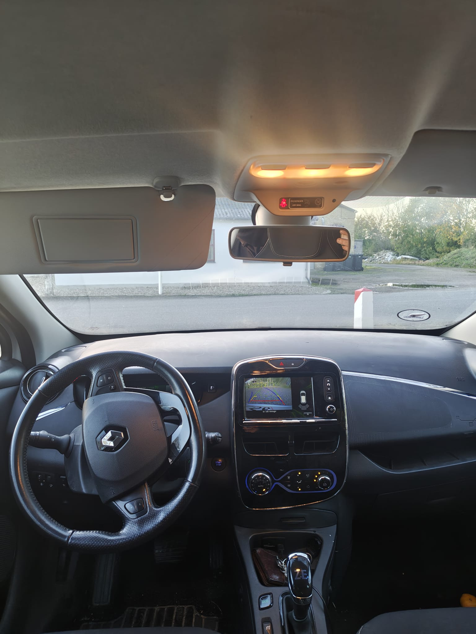 Hvid Renault Zoe fra 2018