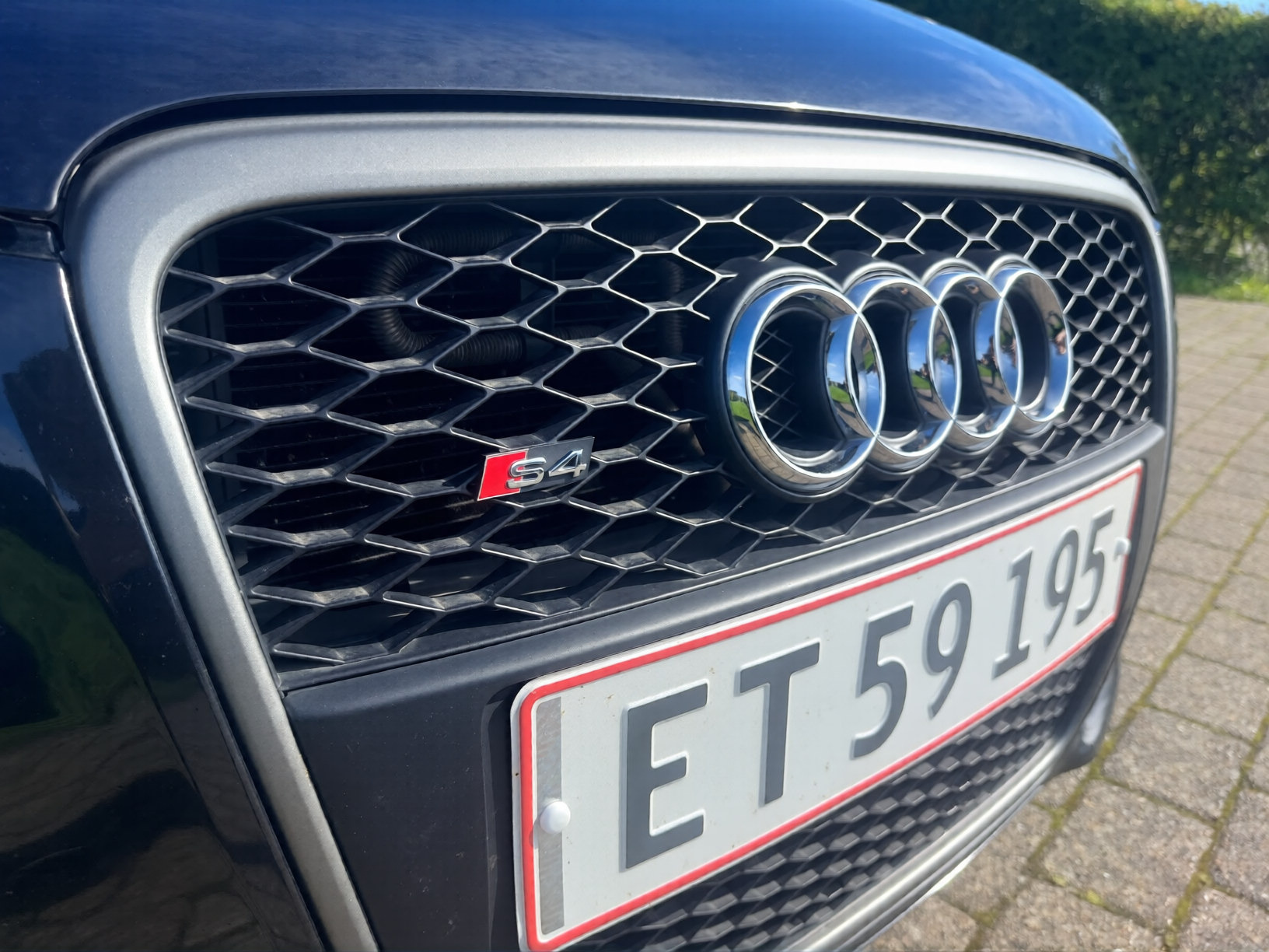 Sort Audi S4 fra 2005