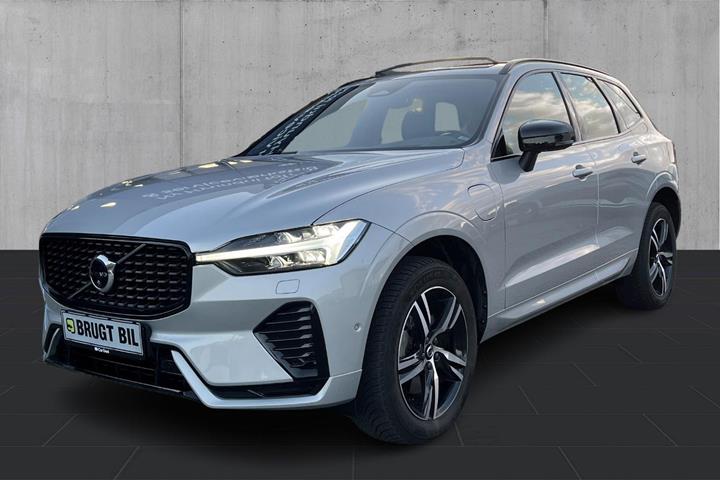 Grå Volvo XC60 fra 2022