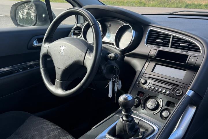 undefined Peugeot 3008 fra 2011