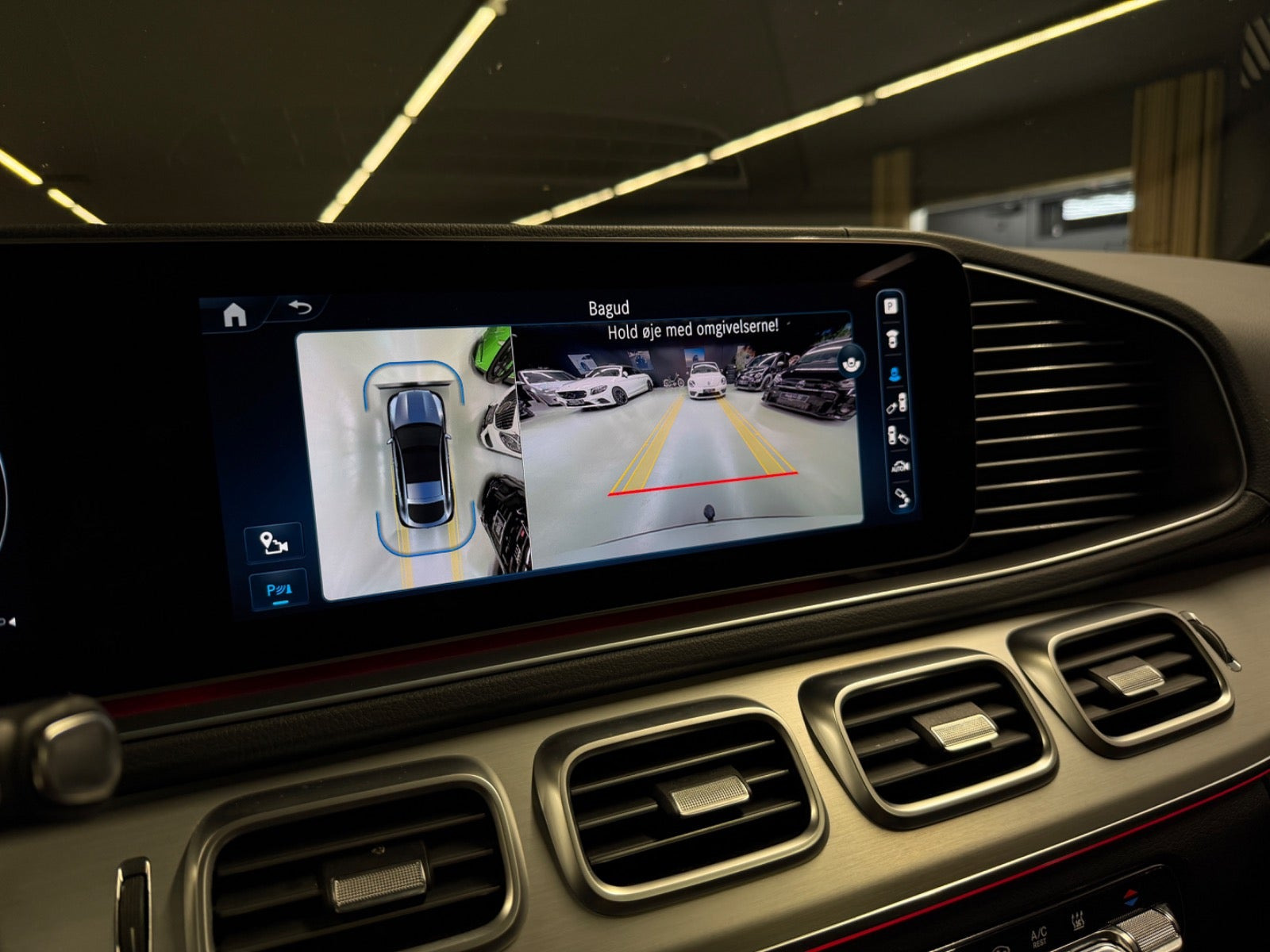 Sort Mercedes GLE350 de fra 2024