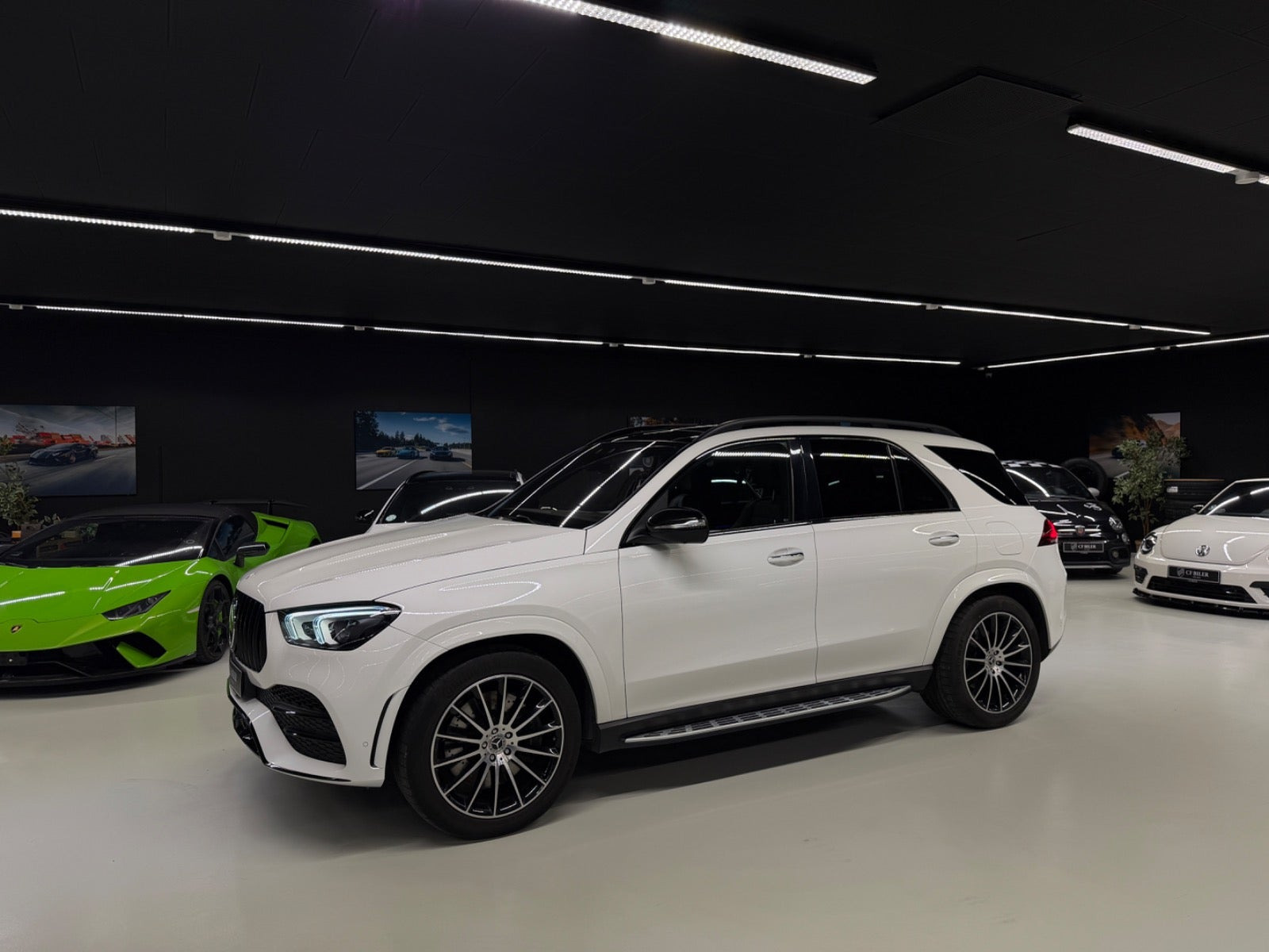 Grå Mercedes GLE350 de fra 2022