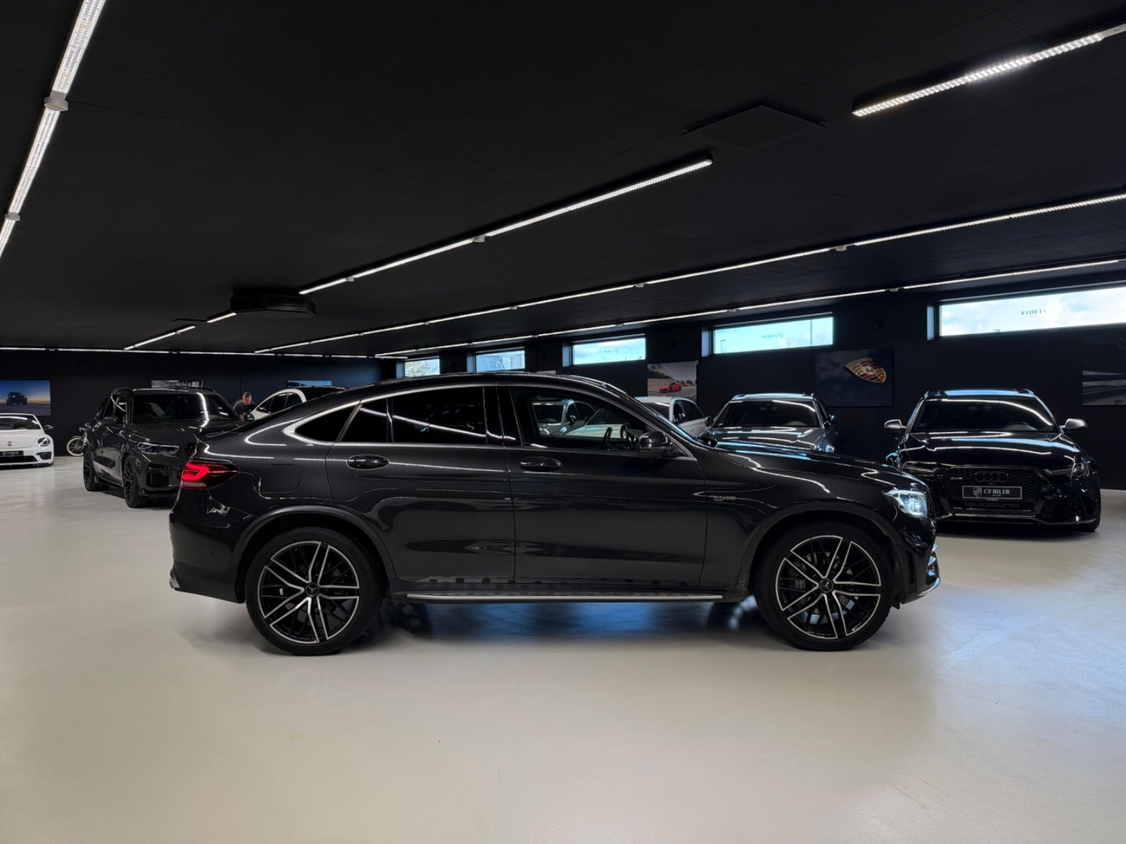 Gul Mercedes GLC43 fra 2020