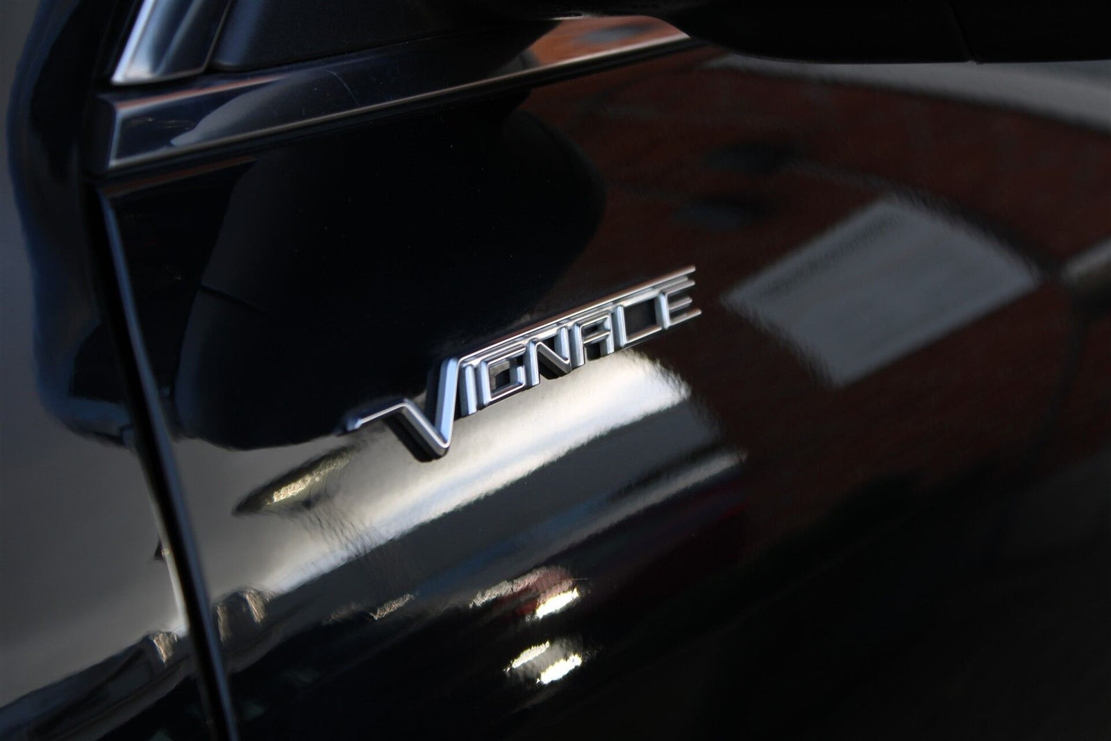 Sort Ford Kuga fra 2022