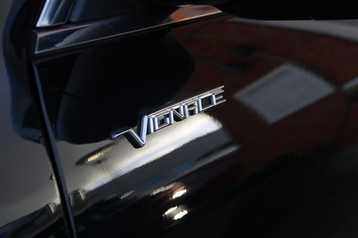 Sort Ford Kuga fra 2022