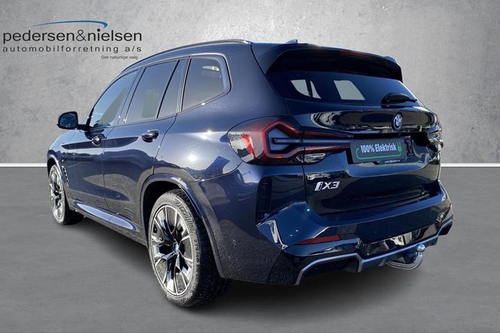 Sort BMW iX3 fra 2023