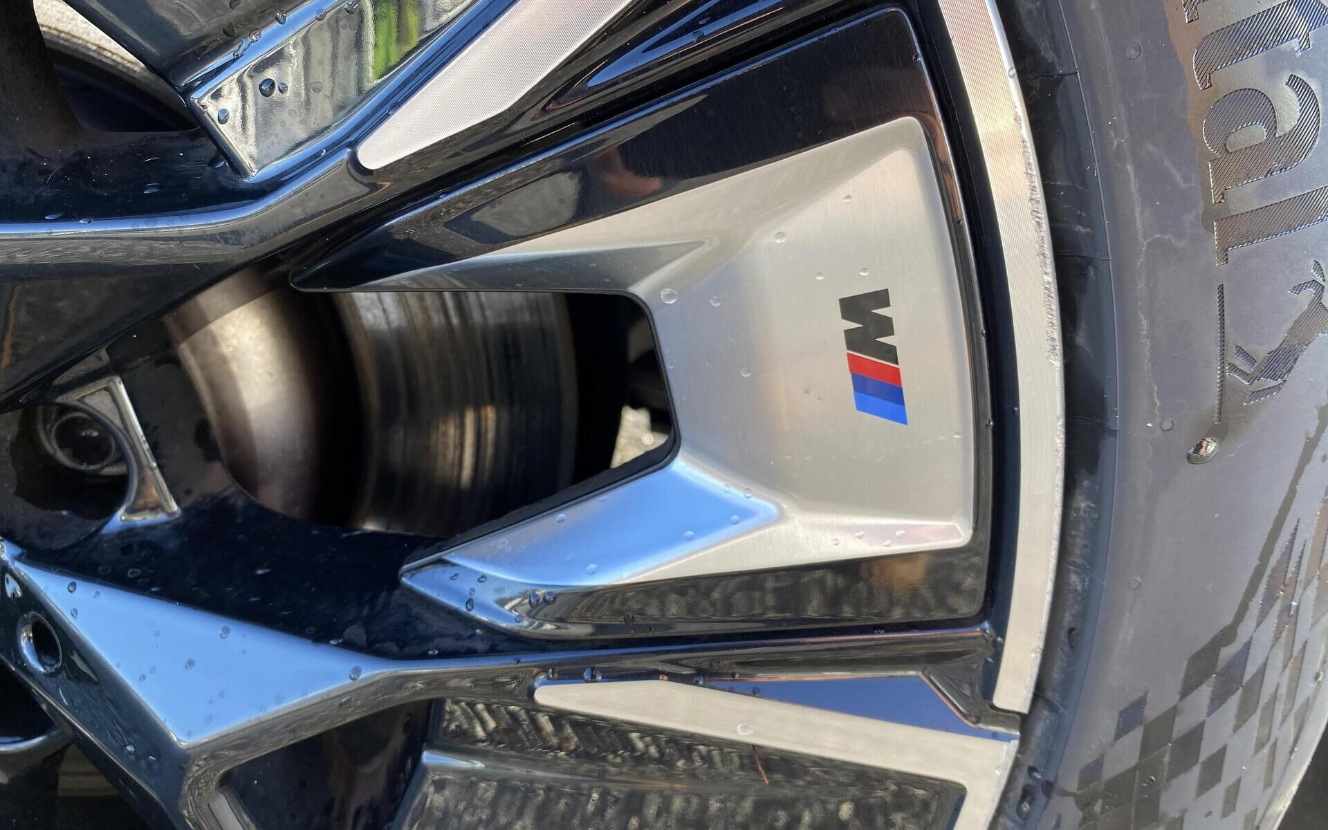 Sort BMW iX3 fra 2023
